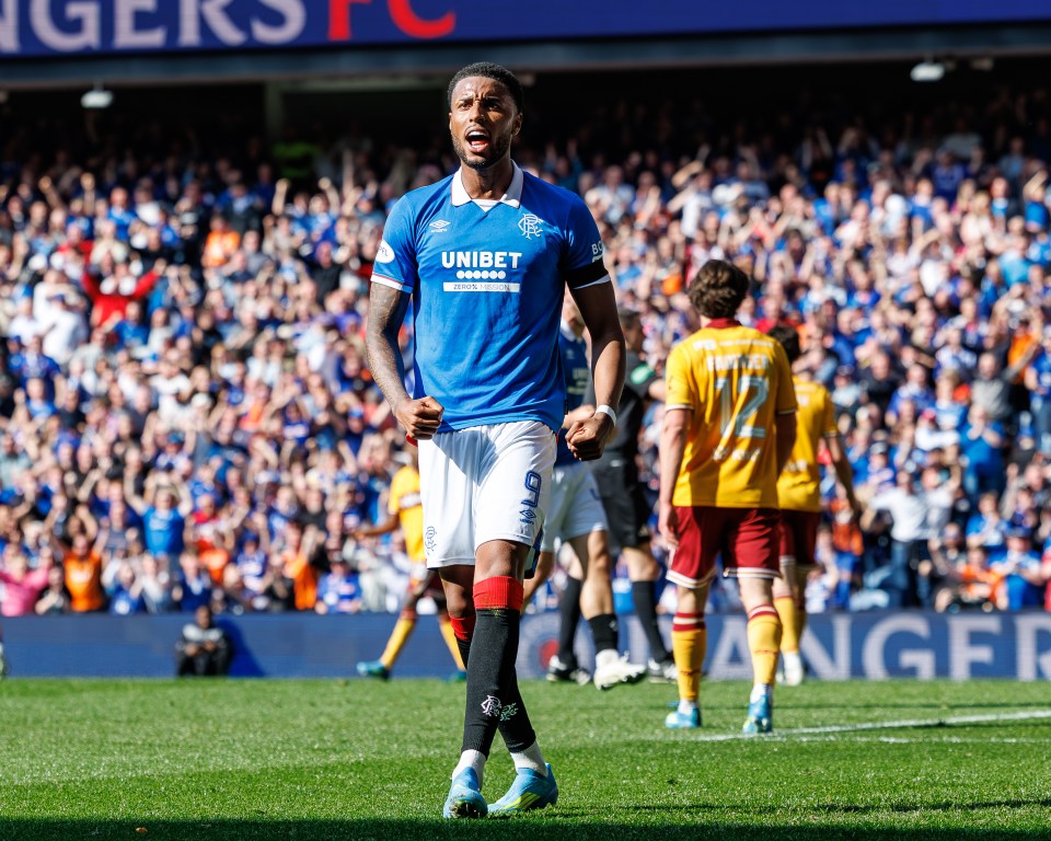 Longelo’s Late Strike Stuns Rangers in Ibrox Thriller
